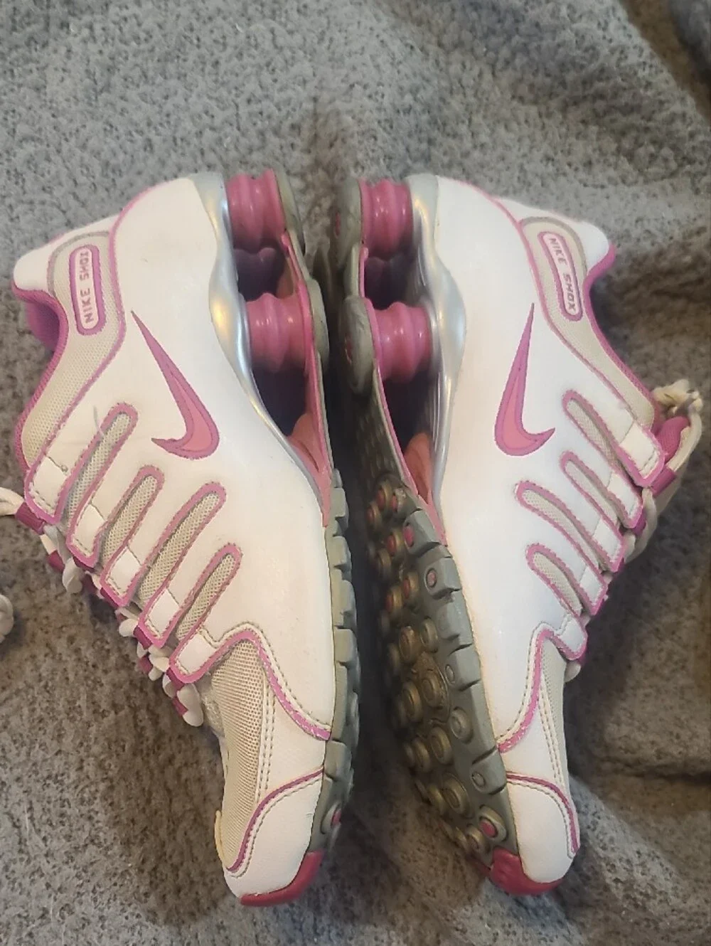 Nike Women’s Pink and White Athletic Sneakers
